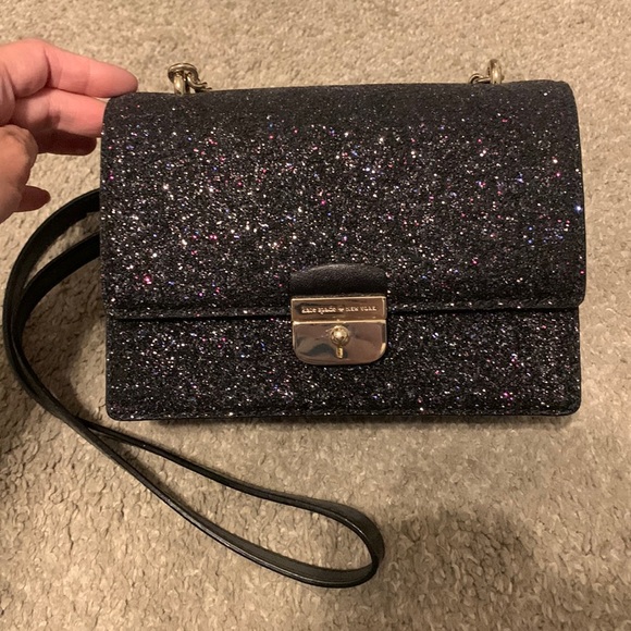 Kate Spade purse - Picture 1 of 5